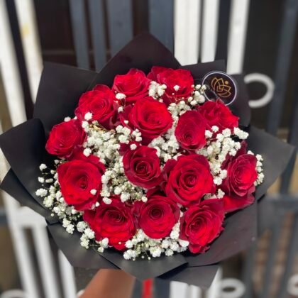 red roses with gypso flower in Lagos